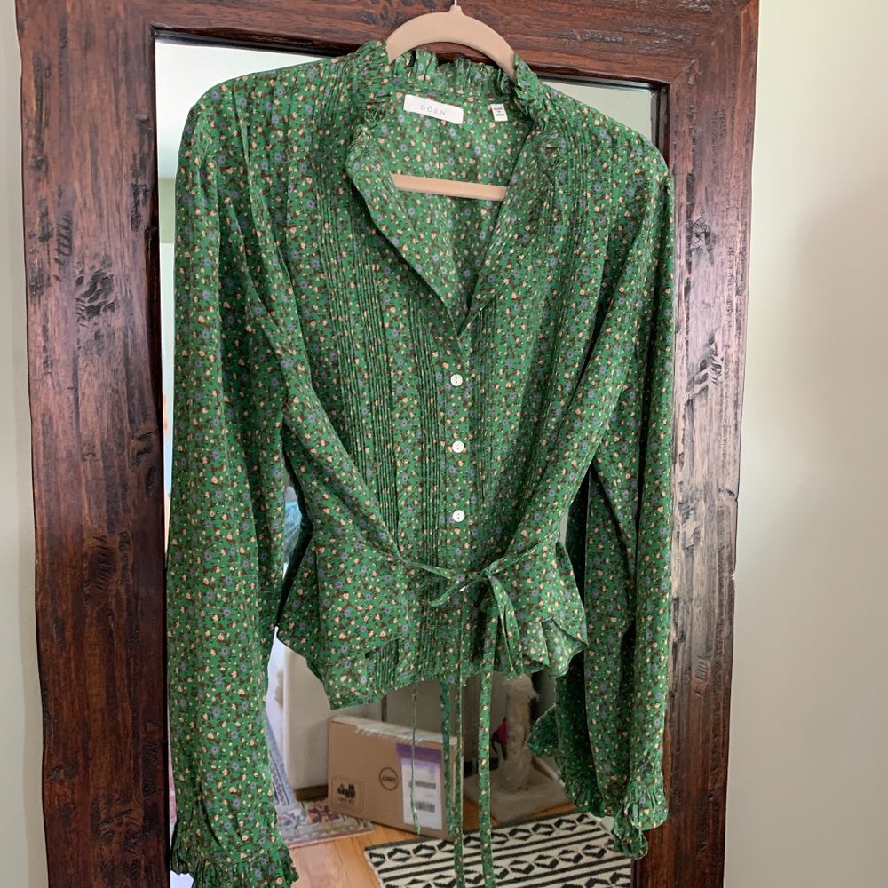 DOEN Silk Green Floral Top